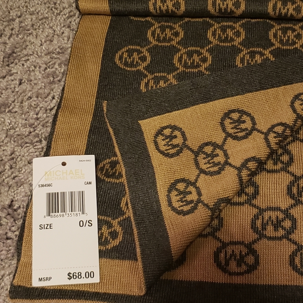 Michael kors women's logo scarf